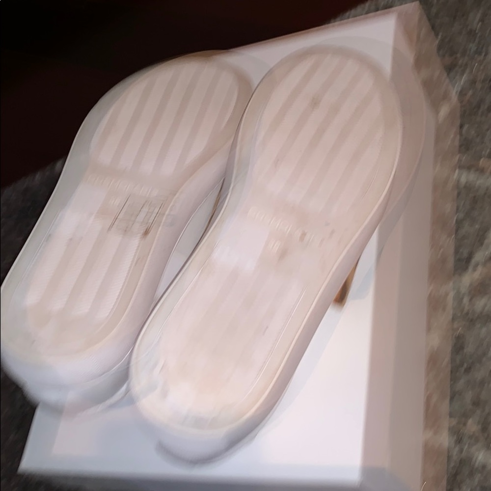 Snickers shoes - Picture 6 of 7